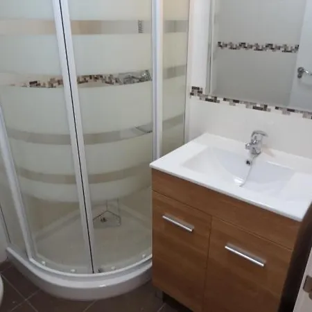 Apartamento La Paz - Con Bano No Compartido En Pasillo 3*
