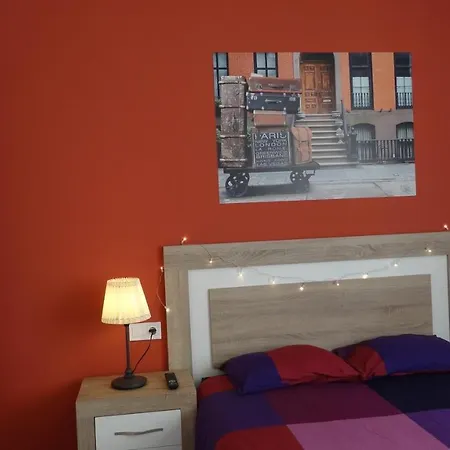 Apartamento La Paz - Con Bano No Compartido En Pasillo Vendégház Oviedo